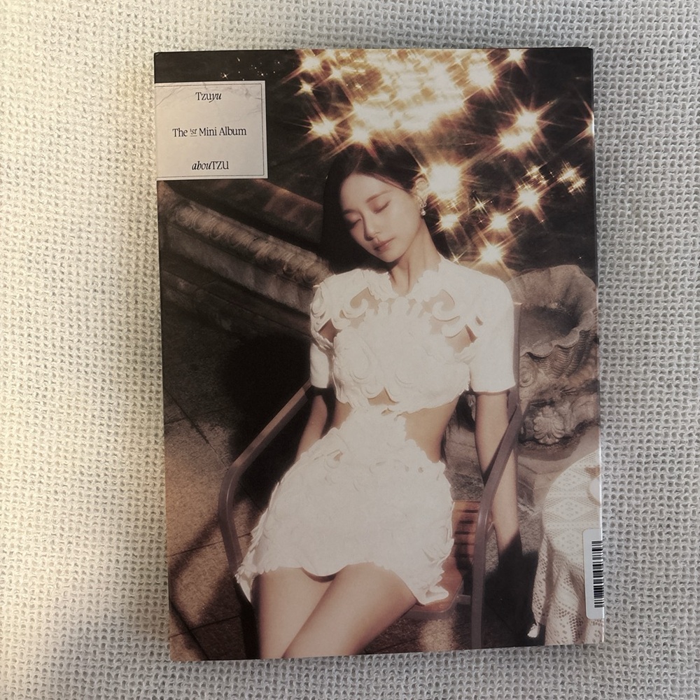 TZUYU - The 1st Mini Album!